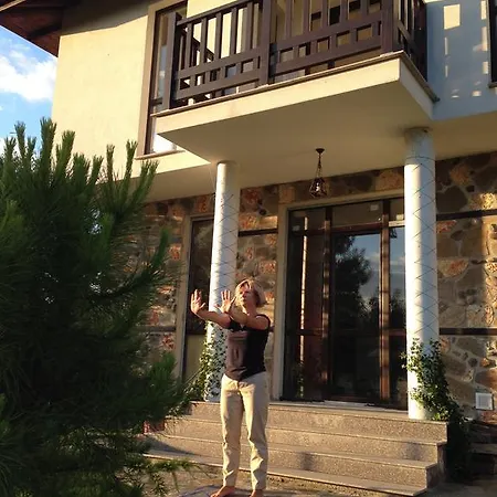 Guest house Zapovedni Rai Primorsko