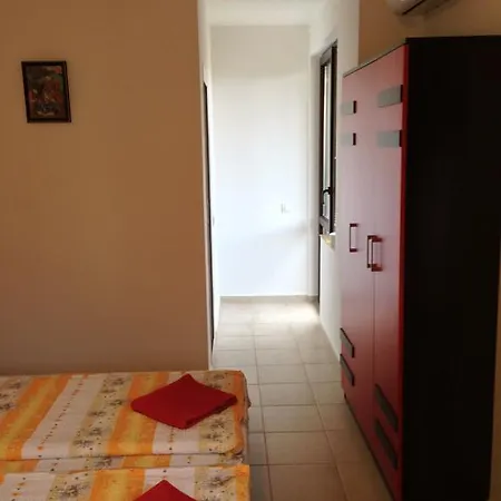 Zapovedni Rai Pensión