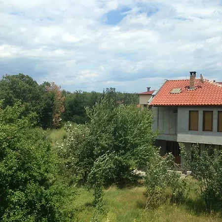 Гостевой дом Zapovedni Rai