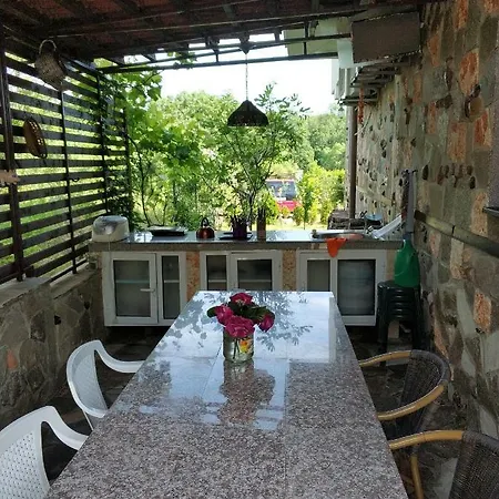 Zapovedni Rai Приморско