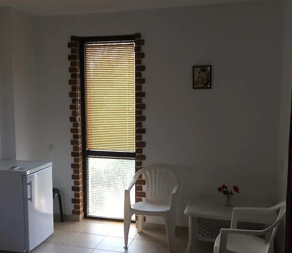 Guest house Zapovedni Rai Primorsko